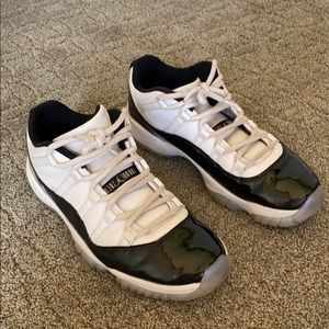 Air Jordan low emerald, men’s 10